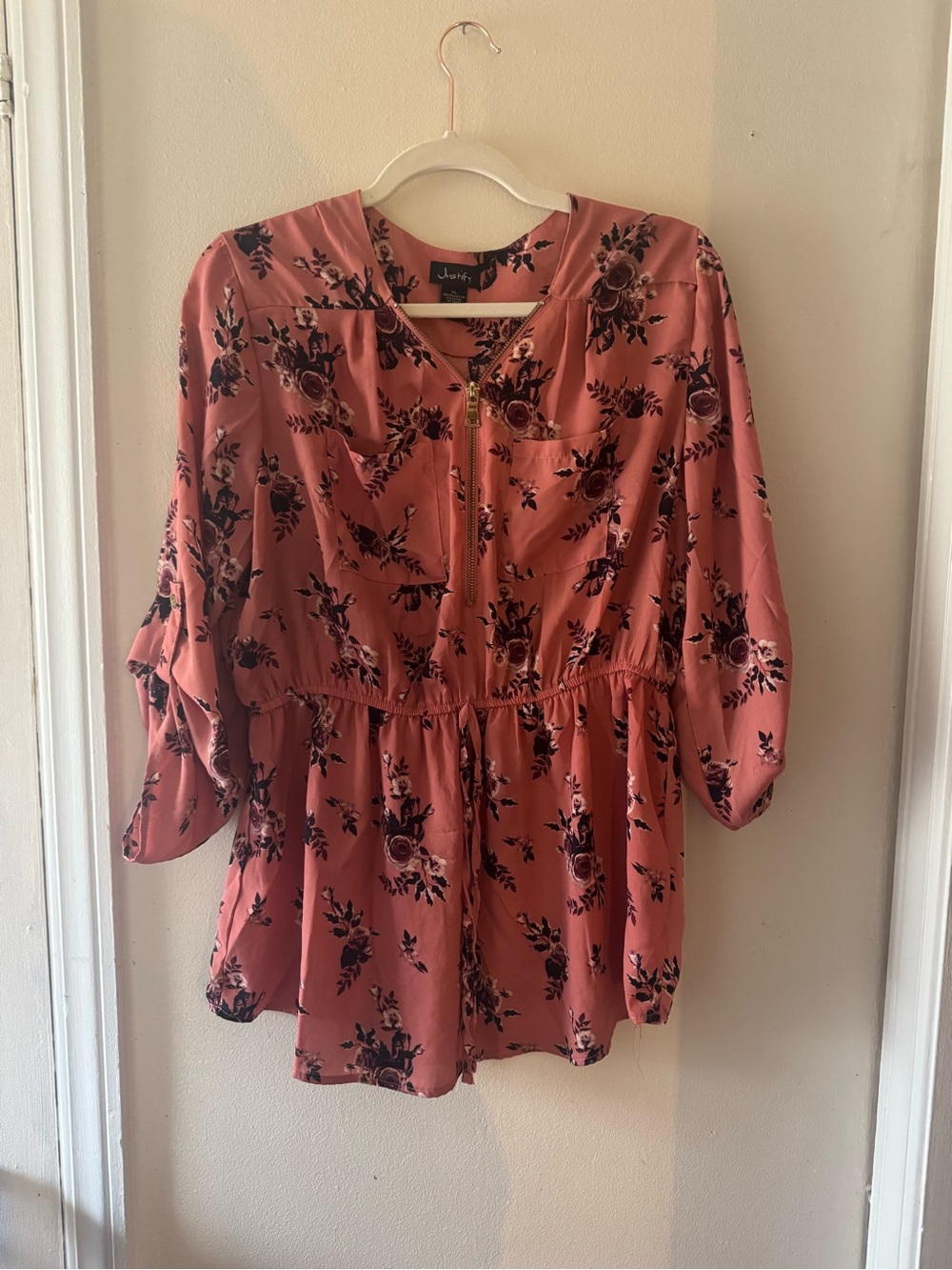 Justify Rose-Mauve Floral Zip Peplum Tunic